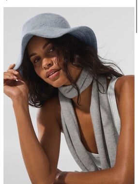 NWT ALO YOGA Merino Wool Bucket Hat | OS